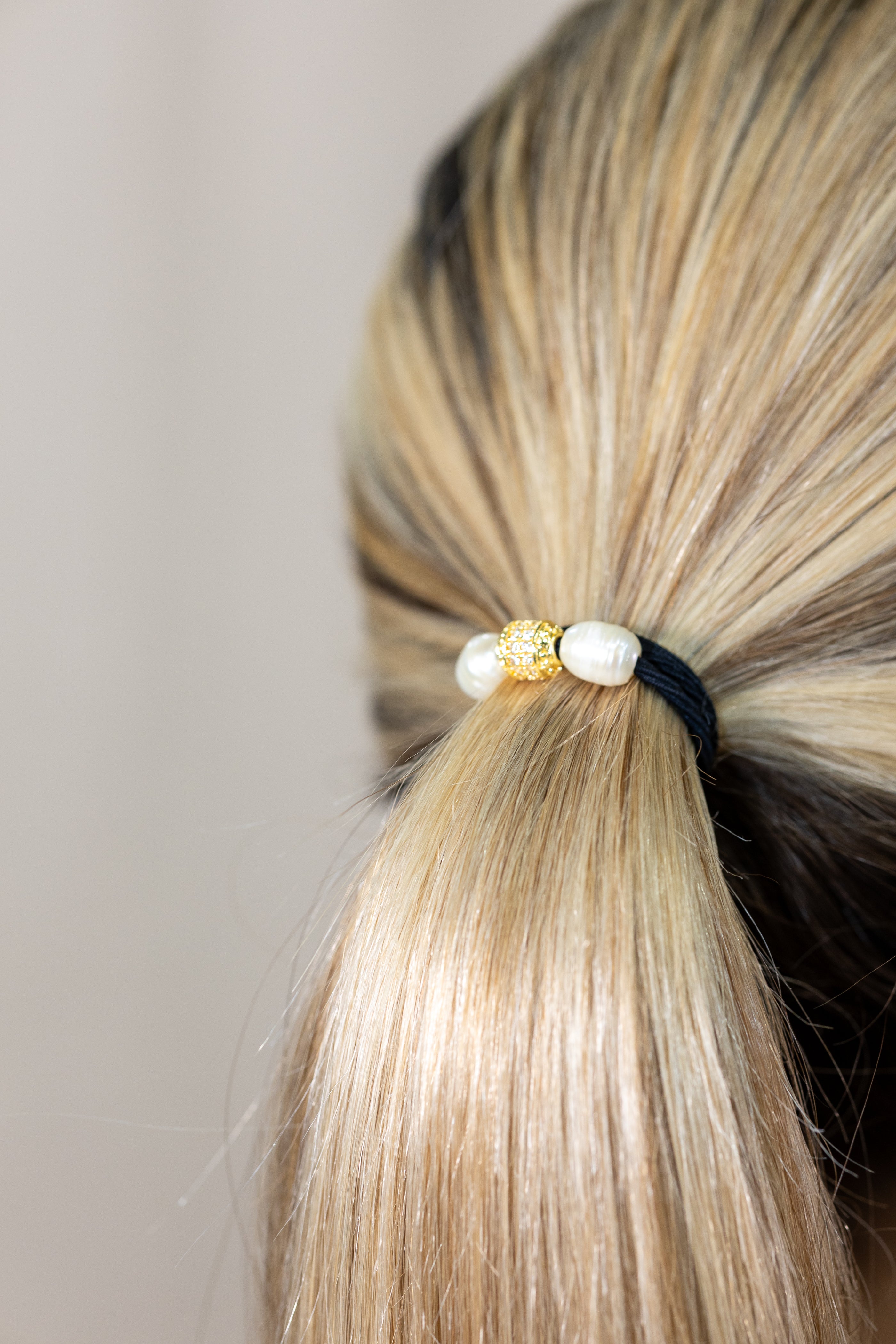 Diva Jeweled Hair Tie