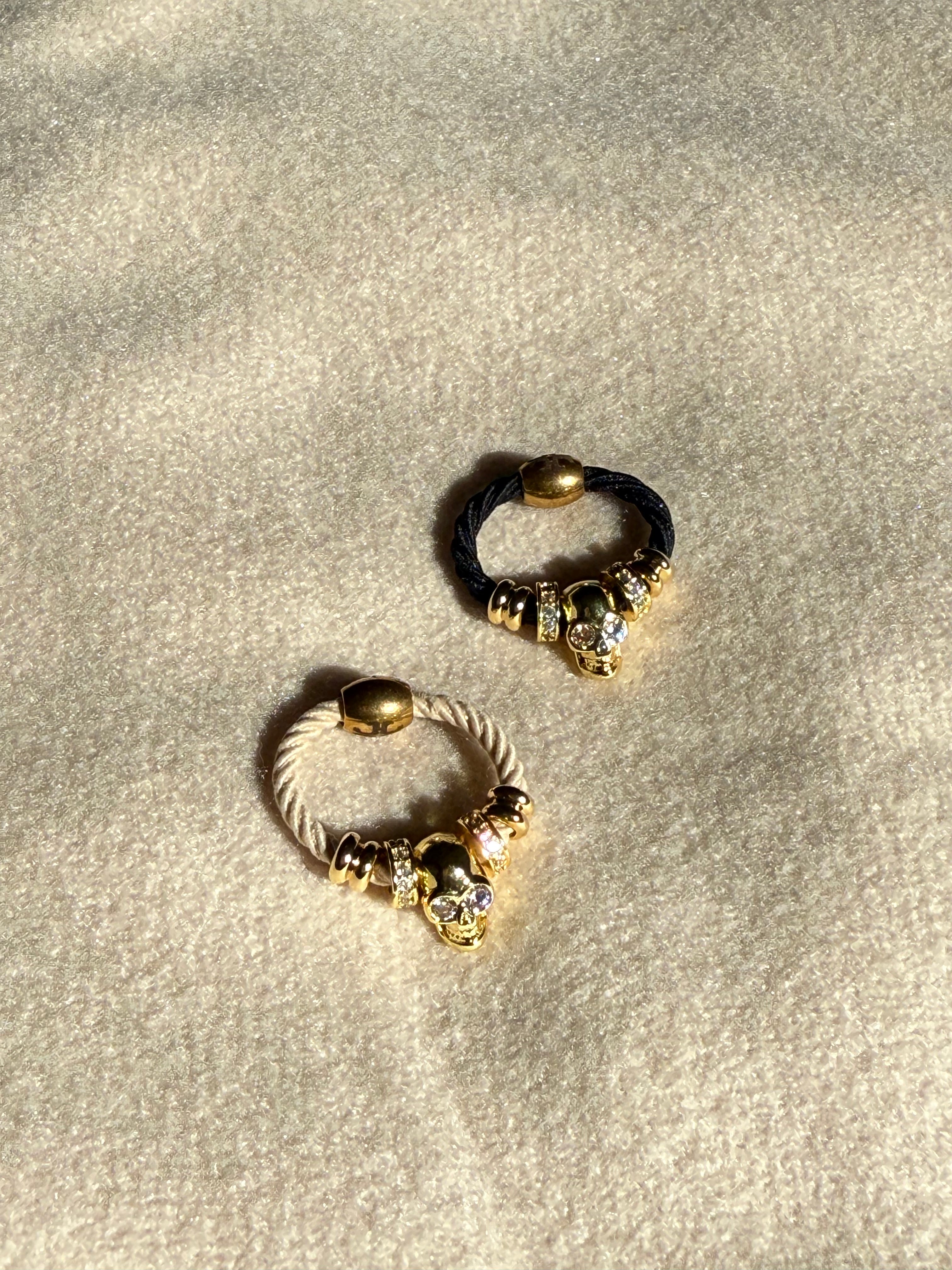 Holiday Special: Momento Mori Ringlet